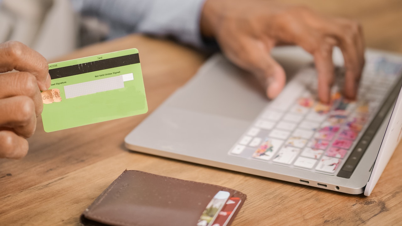 E-commerce e estratégias de vendas online para o fim de ano